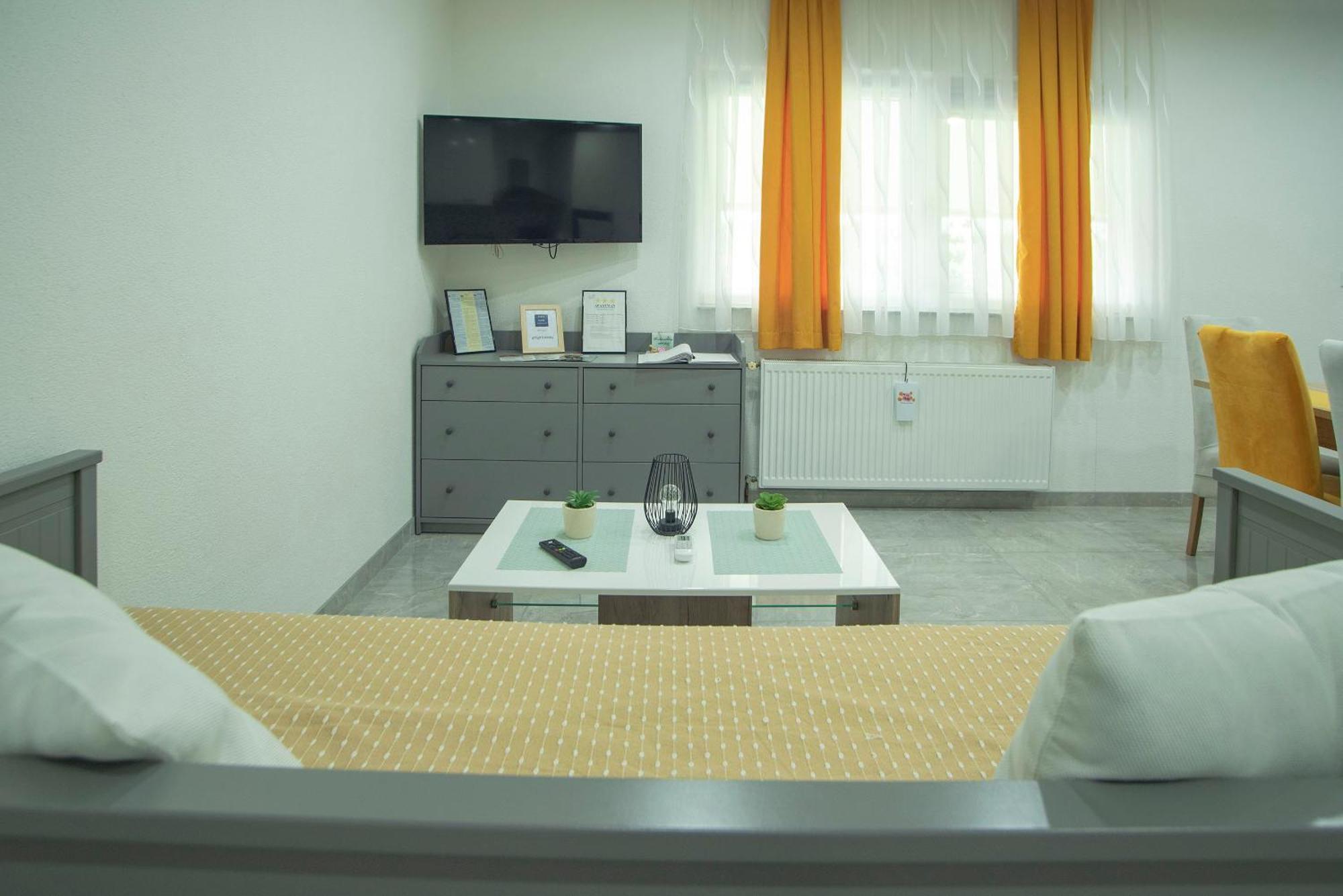 Apartman Rita 슬루니 외부 사진